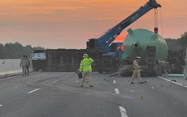 Tai nạn liên hoàn trên tuyến cao tốc Hà Nội - Quảng Ninh