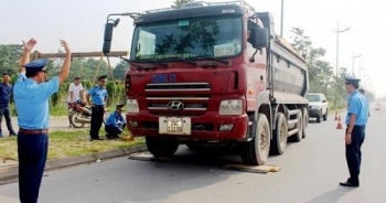 Bộ GTVT yêu cầu ngăn xe quá tải tái diễn dịp cuối năm