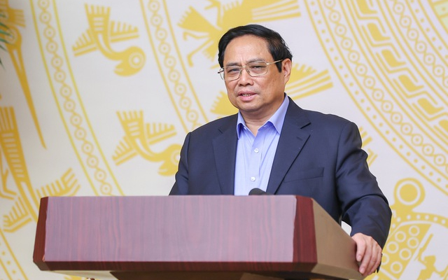 Thủ tướng: Kh&ocirc;ng để l&atilde;ng ph&iacute; thời gian, c&ocirc;ng sức v&igrave; thủ tục h&agrave;nh ch&iacute;nh, sự tắc tr&aacute;ch v&agrave; quan li&ecirc;u