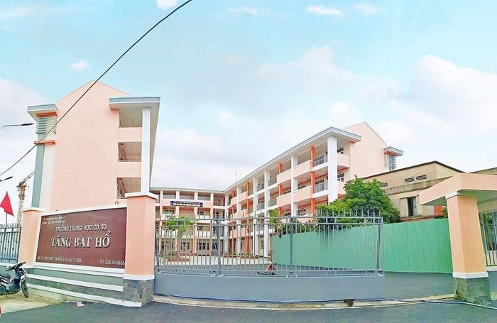 Trường trung học cơ sở Tăng Bạt Hổ, quận 4, Thành phố Hồ Chí Minh (ảnh minh họa: website trường)