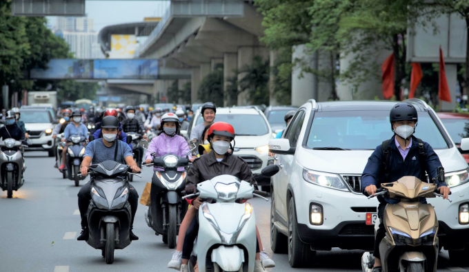 Hà Nội se lạnh và nắng vàng.