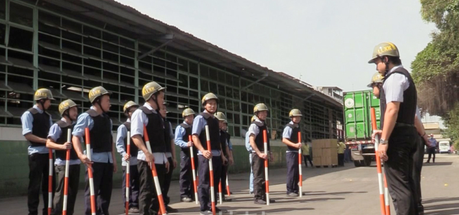 B&igrave;nh Dương hiện c&oacute; tr&ecirc;n 1.000 Đội CNXK tự quản về ANTT tại doanh nghiệp