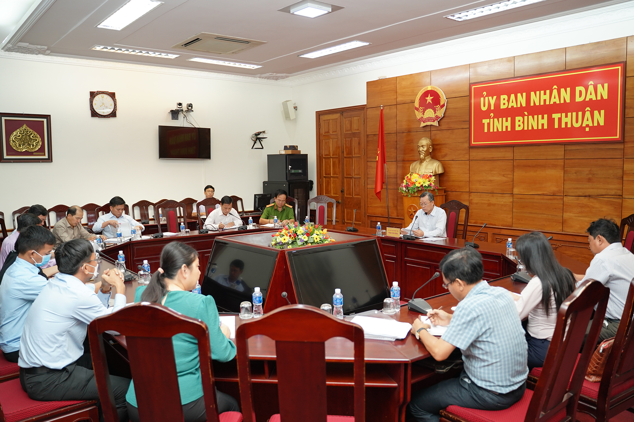 Toàn cảnh buổi làm việc (ảnh: Hữu Tri)