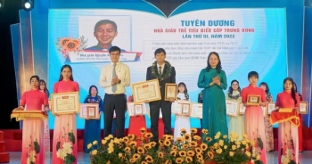 Vinh danh 100 nhà giáo có nhiều đóng góp vào sự nghiệp 