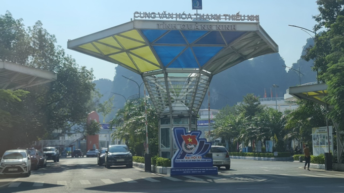 z3826401384083_825e42982117e5a9632323ce187acb44-2226