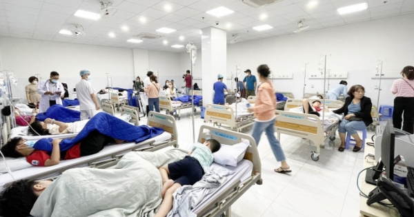 Vụ 600 học sinh trường iSchool Nha Trang ngộ độc, trách nhiệm thuộc về ai?