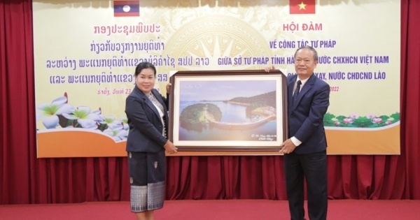 Sở Tư pháp tỉnh Hà Tĩnh và Sở Tư pháp tỉnh Bolikhămxay tăng cường  hợp tác pháp luật