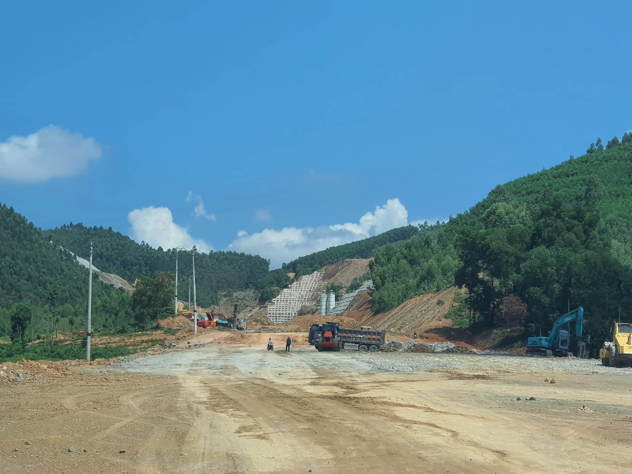 316428592_6138453156175249_5516833691358036435_n