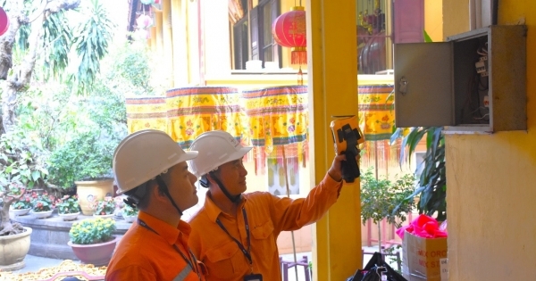 EVNHANOI đảm bảo điện phục vụ Đại hội đại biểu Phật giáo toàn quốc lần thứ IX