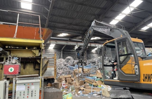 Tỉnh Quảng Ninh tiêu hủy số hàng hóa lên đến 2 tỷ đồng