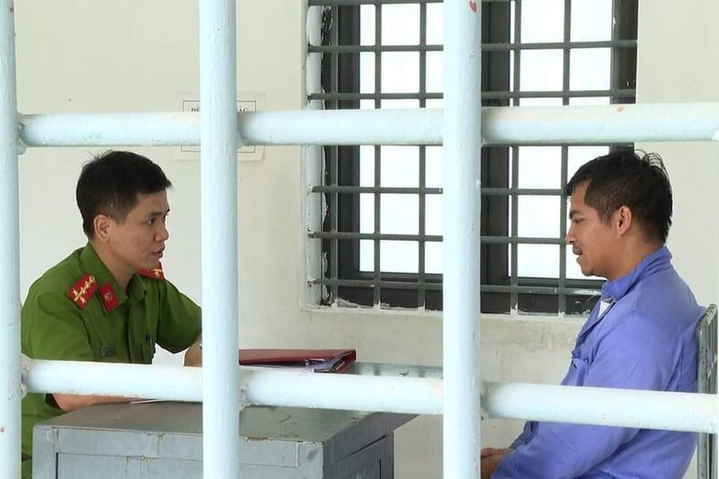 Tài xế Duy tại cơ quan Công an. Ảnh: Công an tỉnh Phú Thọ