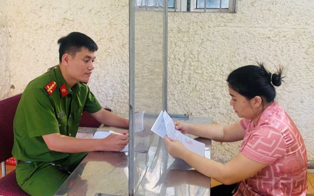 Chủ cửa hàng bán sim thẻ “lừa đảo chiếm đoạt tài sản” trên 50 tỷ đồng