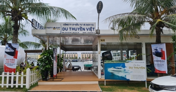 Lộ diện doanh nghiệp quảng cáo phương tiện chưa đăng kiểm "lướt trên mặt biển" vịnh Hạ Long