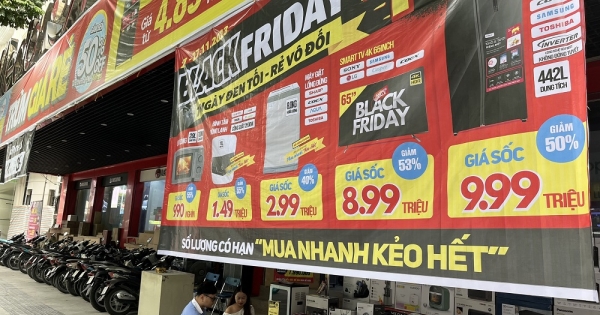 Siêu thị điện máy giảm “khủng” đến 70% hút khách mua sắm ngày BLACK FRIDAY