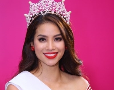 Ngày mai, Phạm Hương mang "Sen vàng" sang Mỹ dự thi HHHV Thế giới