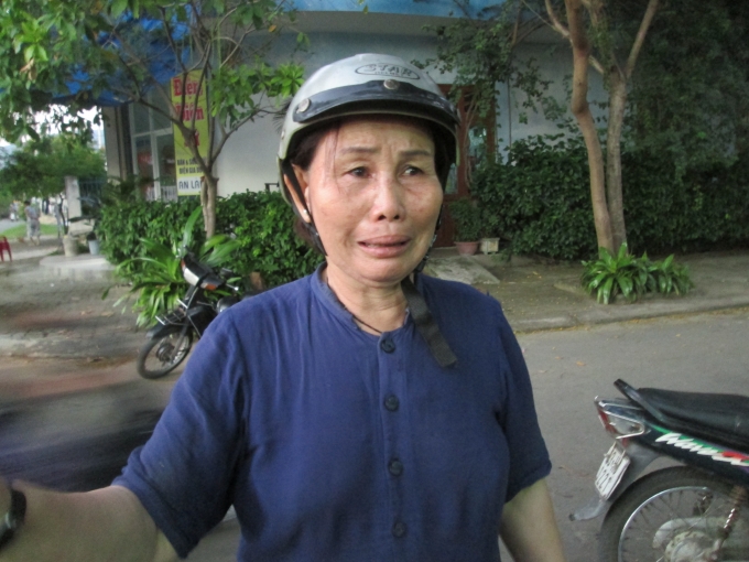 B&agrave; Th&ecirc;m bật kh&oacute;c khi nhắc đến người em trai bất hạnh