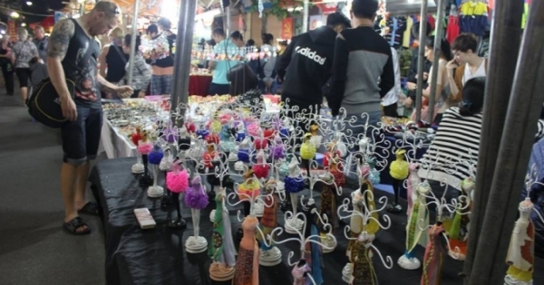 Du lịch Việt “cạnh tranh” để đón khách Nga