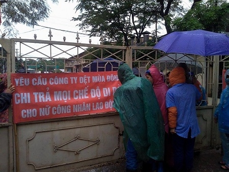 Giải oan c&ocirc;ng nh&acirc;n Dệt: