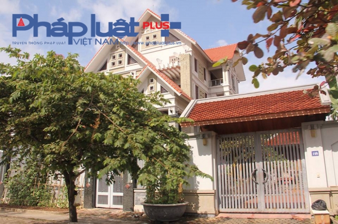 Cận cảnh những t&ograve;a l&acirc;u đ&agrave;i khủng của đại gia đất mỏ