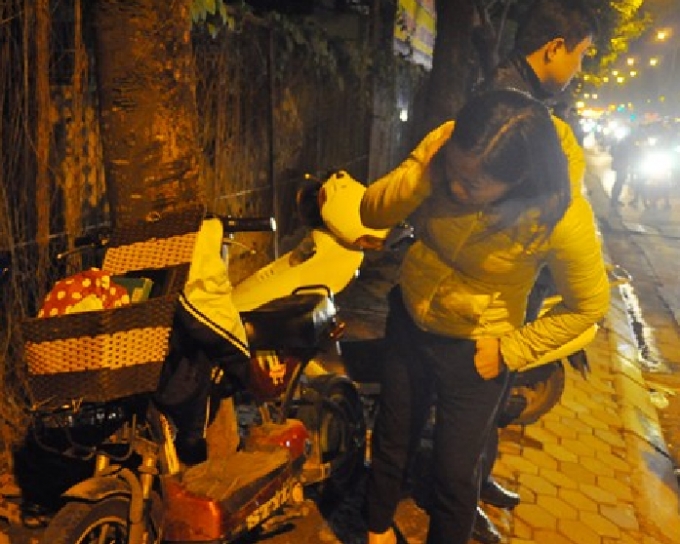 Chiếc xe của nữ sinh bị hư hỏng sau vụ tai nạn.