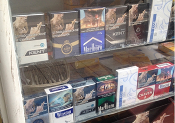 H&agrave;ng loạt thuốc l&aacute; lậu được nhập v&agrave;o Việt Nam với đầy đủ c&aacute;c nh&atilde;n hiệu