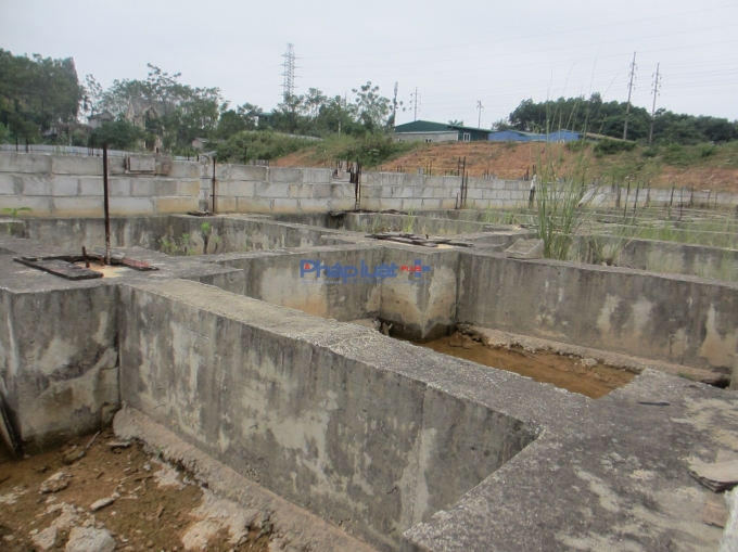 Một phần m&oacute;ng của dự &aacute;n bị ngừng thi c&ocirc;ng 4 năm nay.