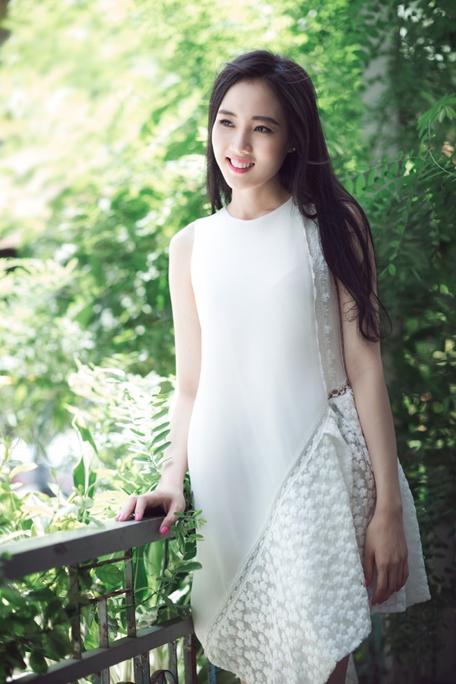 C&ocirc; nổi tiếng xinh đẹp dịu d&agrave;ng, nhưng lại sống kh&eacute;p k&iacute;n. Ảnh: internet.