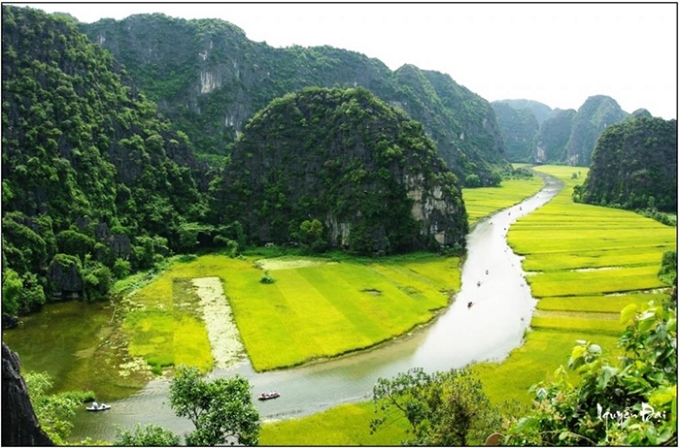 Quần thể du lịch Tr&agrave;ng An - B&aacute;i Đ&iacute;nh&nbsp;được thi&ecirc;n nhi&ecirc;n ưu đ&atilde;i với nhiều sự kỳ th&uacute; của tạo h&oacute;a. Ảnh: Internet