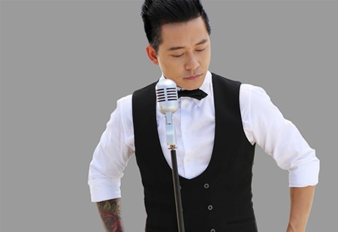 &nbsp;Ca sĩ Tuấn Hưng sẽ khuấy động C&ocirc;ng vi&ecirc;n nước Hồ T&acirc;y với những bản hit của anh.