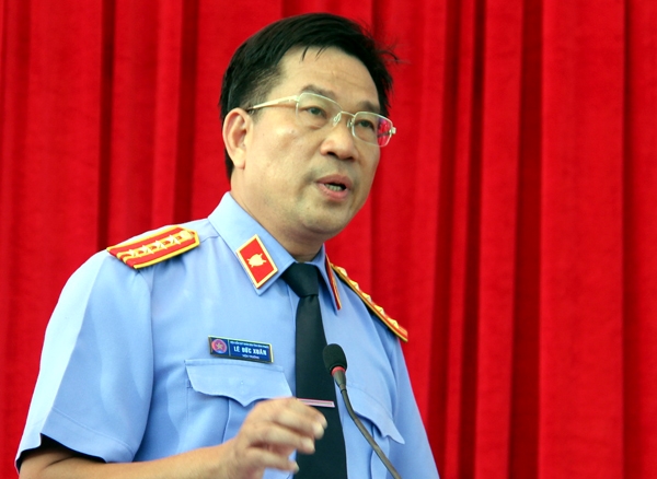 Viện trưởng VKSND B&igrave;nh Phước L&ecirc; Đức Xu&acirc;n giữ nguy&ecirc;n quan điểm buộc tội (Ảnh Vnexpress).