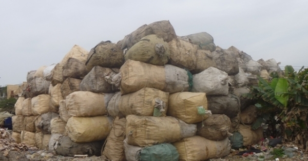 Về Hưng Yên xem người dân “sống” với rác