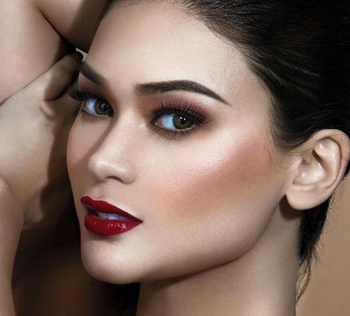 Đại diện Philippines&nbsp;đăng quang Hoa hậu Ho&agrave;n vũ&nbsp;2015 trong ho&agrave;n cảnh&nbsp;nhầm lẫn&nbsp;hy hữu khi MC đọc nhầm t&ecirc;n người chiến thắng.