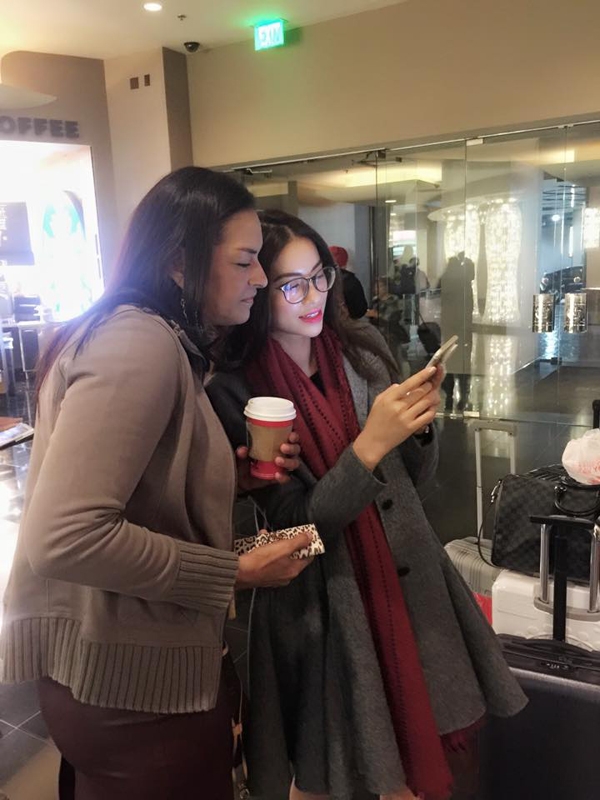 Phạm Hương tr&agrave;n đầy sức sống sau cuộc thi Hoa hậu Ho&agrave;n vũ 2015