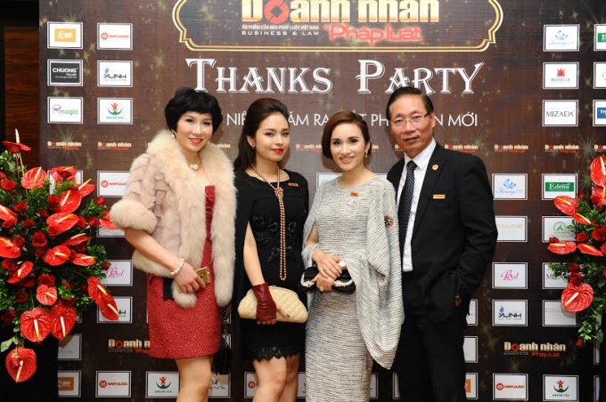 Ch&ugrave;m ảnh: H&agrave;ng loạt Doanh nh&acirc;n nổi tiếng hội ngộ tại sự kiện Thanks Party