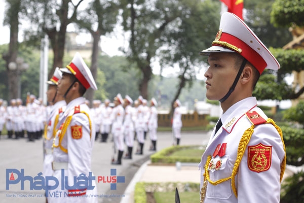 Việc h&igrave;nh th&agrave;nh cộng đồng ASEAN l&agrave; kết quả của gần nửa thế kỷ phấn đấu vươn l&ecirc;n của tất cả c&aacute;c nước Đ&ocirc;ng Nam &Aacute;. C&aacute;c nỗ lực v&igrave; h&ograve;a b&igrave;nh, hữu nghị, hợp t&aacute;c v&agrave; ph&aacute;t triển cho tất cả c&aacute;c d&acirc;n tộc l&agrave; yếu tố quyết định đưa đến th&agrave;nh c&ocirc;ng của ASEAN.&nbsp;&nbsp;Ảnh: Như Trường