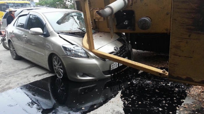 &nbsp;Vụ tai nạn rất may kh&ocirc;ng xảy ra tử vong.