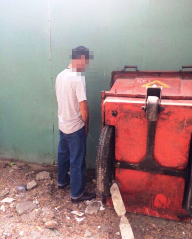 Tè b&acirc;̣y nơi c&ocirc;ng c&ocirc;̣ng c&oacute; thể bị phạt tới 3 tri&ecirc;̣u đ&ocirc;̀ng.