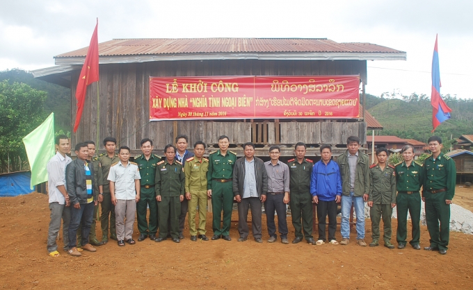 Bộ chỉ huy Bộ đội Bi&ecirc;n ph&ograve;ng tỉnh Kon Tum l&agrave;m lễ khởi c&ocirc;ng x&acirc;y dựng nh&agrave;