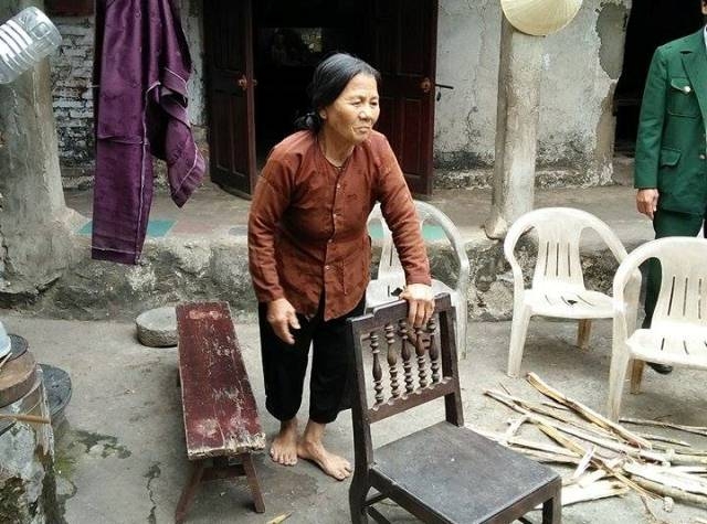 B&agrave; Lũy chia sẻ việc bị c&aacute;n bộ phường thu lại tiền đền b&ugrave; kh&ocirc;ng r&otilde; l&yacute; do.