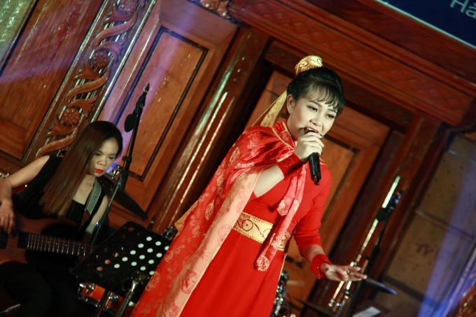 Th&iacute; sinh Qu&aacute;ch Mai Thy.