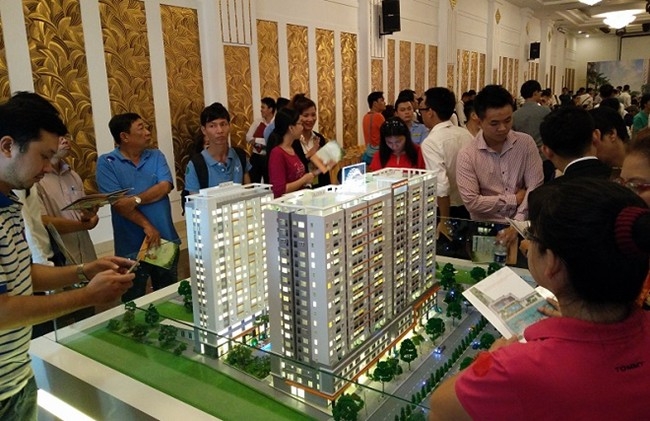 Trong ng&agrave;y mở b&aacute;n, đ&atilde; c&oacute; 350 căn hộ được đặt mua.