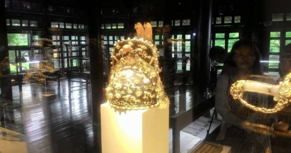 Bảo vật Hoàng cung triều Nguyễn trở về cố đô Huế