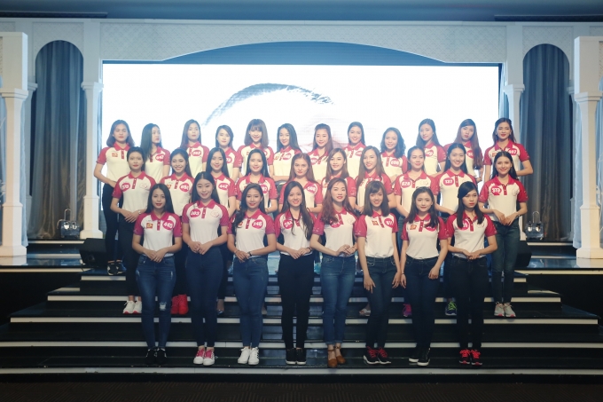 Top 30 th&iacute; sinh xuất sắc nhất của cuộc thi Nữ sinh vi&ecirc;n Việt Nam duy&ecirc;n d&aacute;ng - VMU 2016.