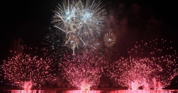 Lễ hội Pháo hoa Quốc tế Đà Nẵng (DIFF 2017) kéo dài trong vòng 2 tháng