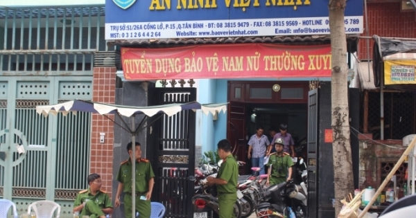 Giám đốc nổ súng uy hiếp nhân viên cũ có 2 thẻ ngành công an giả