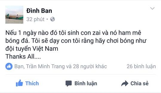 Người h&acirc;m mộ tự h&agrave;o trước đội b&oacute;ng quốc gia.