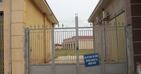 Phú Thọ: Cận cảnh dự án chợ Hưng Hóa hàng chục tỷ đồng "đắp chiếu"