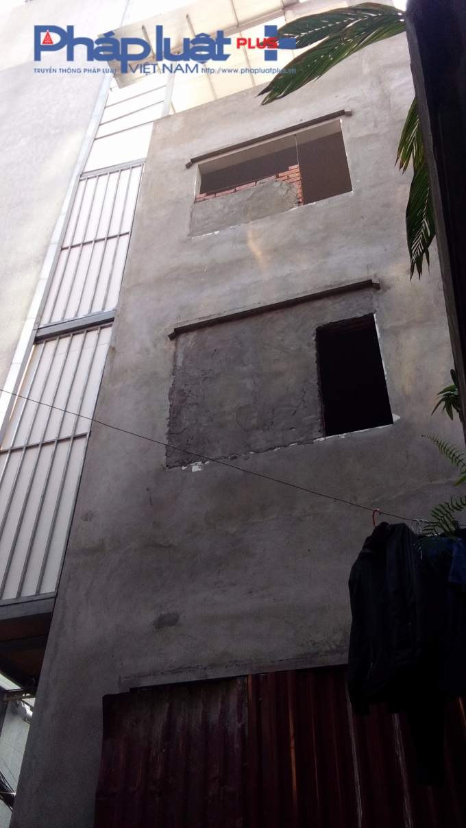 UBND phường Cửa Nam ra quyết định cưỡng chế nhưng để c&ocirc;ng tr&igrave;nh vi phạm tồn tại 7 th&aacute;ng chưa xử l&yacute;.