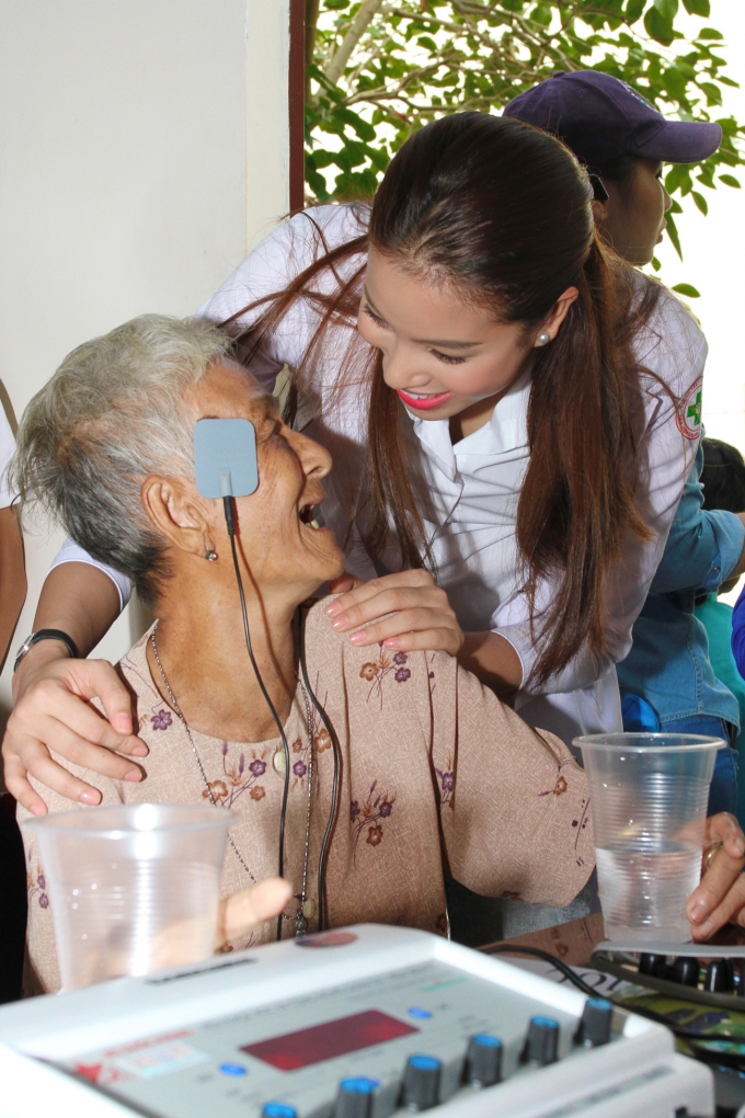 Kh&ocirc;ng c&ograve;n nghi ngờ g&igrave;, Phạm Hương đ&iacute;ch thị l&agrave; Hoa hậu quốc d&acirc;n