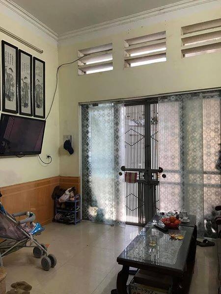 Hướng nh&igrave;n ra của căn nh&agrave; hứng nắng đẹp, tho&aacute;ng m&aacute;t